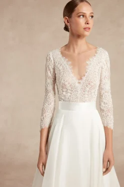Body in pizzo con manica 3/4