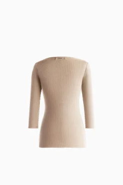 Maglia con scollo a barchetta