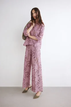 Pantaloni in pizzo macrame