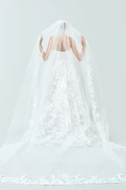 Velo in Tulle Ricamato